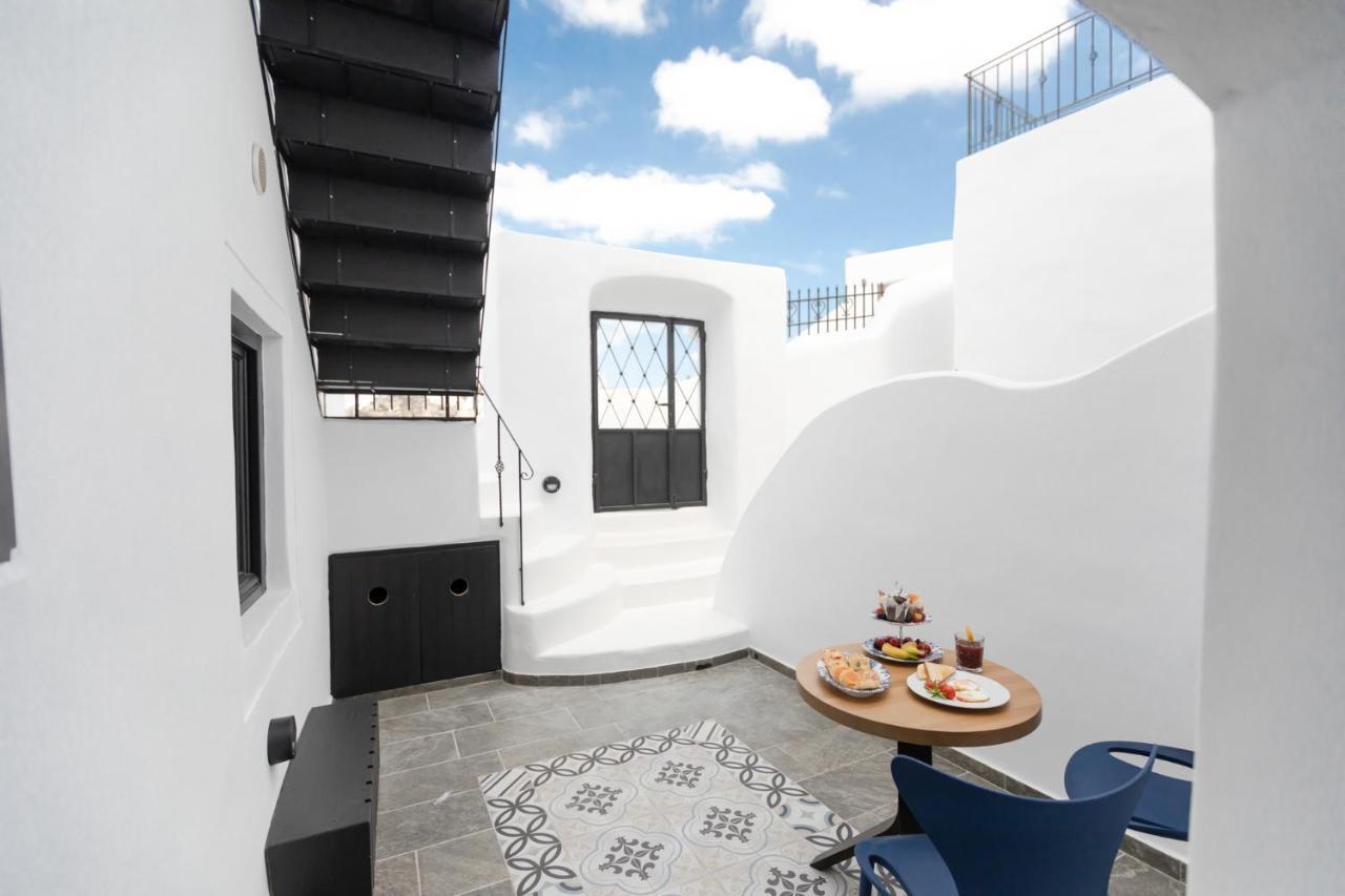 Doukas Caldera Suites Fira  Exterior photo